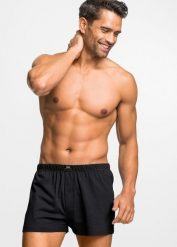 Luźniejsze bokserki z bawełnianego dżerseju (3 pary). Niebieskie bokserki męskie bonprix, bez wzorów, z bawełny. Za 67.99 zł.