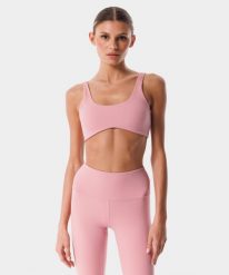 Biustonosz sportowy z regulacją Carpatree Balletcore. Szare biustonosze sportowe damskie Carpatree, bez wzorów, z dzianiny. Za 111.99 zł.