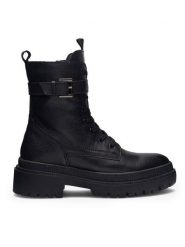 Lasocki Trapery WI16-14097-06 Czarny. Czarne trapery damskie Lasocki, ze skóry, bez obcasa. Za 189.99 zł.