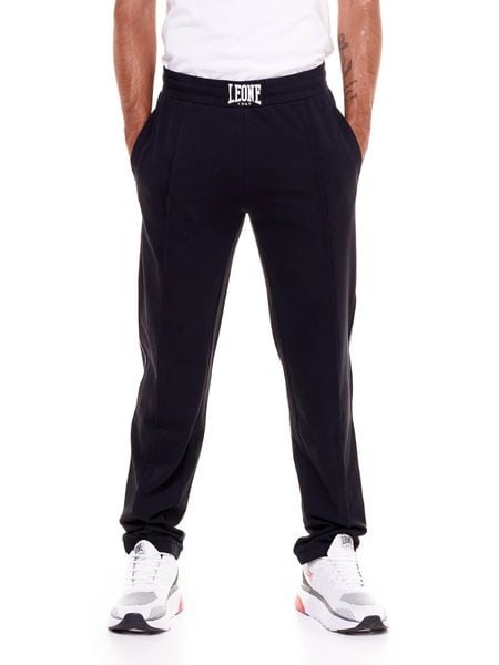 Sportowe spodnie męskie. Czarne spodnie sportowe męskie LEONE 1947 APPAREL, z dresówki. Za 84.16 zł.