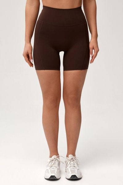 Damskie szorty sportowe Rough Radical Soho Shorts. Fioletowe spodenki sportowe damskie ROUGH RADICAL, l, z elastanu, do biegania. Za 139.90 zł.