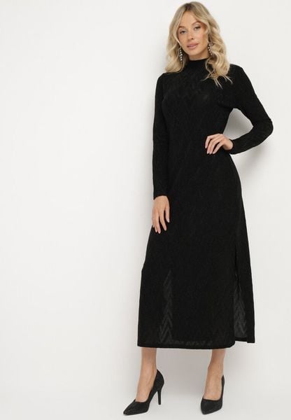 Czarna Dopasowana Sukienka z Wiskozą Ozdobiona Wycięciami Ililaine. Czarne sukienki damskie Born2be, l, bez wzorów, z wiskozy, bez kołnierzyka, bez ramiączek, maxi, dopasowane. Za 119.99 zł.