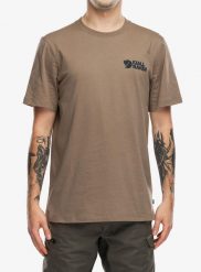 Koszulka z nadrukiem Fjallraven Swedish Forest T-Shirt. Brązowe t-shirty męskie Fjällräven, l, bez wzorów, z bawełny, bez kołnierzyka. Za 241.99 zł.