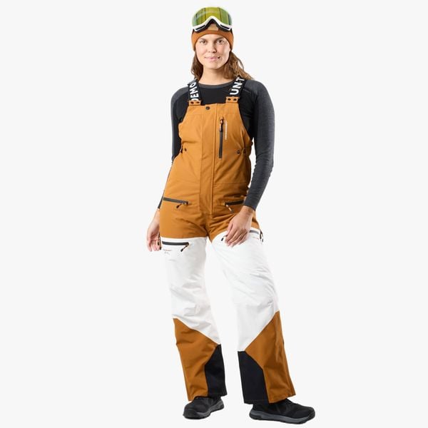 Spodnie narciarskie Kobieta Swedemount Freeride Bib Pants wodoodporne. Białe spodnie dresowe damskie SWEDEMOUNT, na zimę, bez wzorów. Za 899.99 zł.