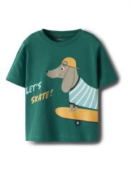 NAME IT T-Shirt Helge 13238145 Zielony Regular Fit. Zielone t-shirty chłopięce Name it, bez wzorów, z bawełny, bez ramiączek. Za 39.99 zł.