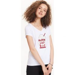 T-SHIRT KRÓTKI RĘKAW DAMSKI. Białe t-shirty damskie TROLL, m, bez wzorów, z materiału, bez kołnierzyka. W wyprzedaży za 19.99 zł.