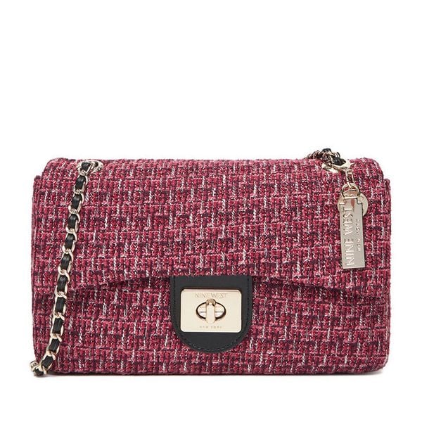 Torebka Nine West. Czerwone torebki klasyczne damskie Nine West, bez wzorów, wizytowe, bez kołnierzyka, bez ramiączek. Za 179.99 zł.