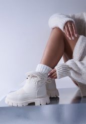 Beżowe Śniegowce na Niskiej Platformie z Ozdobnym Pikowaniem i Ściągaczem Raballa. Brązowe śniegowce damskie Renee, za kostkę. Za 99.99 zł.
