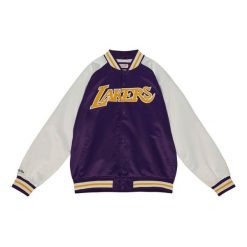 Lekka satynowa kurtka Los Angeles Lakers Primetime. Fioletowe kurtki męskie Mitchell & Ness, s, bez wzorów, z bawełny, bez kaptura. Za 558.50 zł.