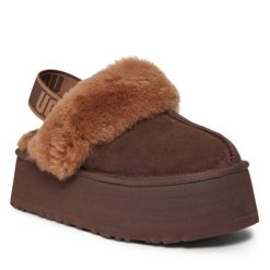 Kapcie Ugg. Brązowe kapcie damskie Ugg. Za 589.99 zł.
