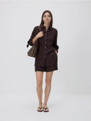 Bawełniane szorty - ciemnobrązowy. Brązowe szorty damskie Reserved, bez wzorów, z bawełny. Za 69.99 zł.