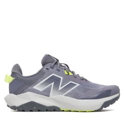 Buty do biegania New Balance. Fioletowe obuwie do biegania damskie New Balance. Za 449.99 zł.