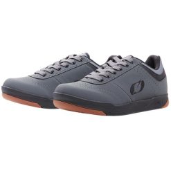 Buty Rowerowe O'neal PUMPS FLAT Shoe V.22 gray/black 45. Czarne buty trekkingowe męskie O'NEAL, bez zapięcia, rowerowe. Za 359.00 zł.