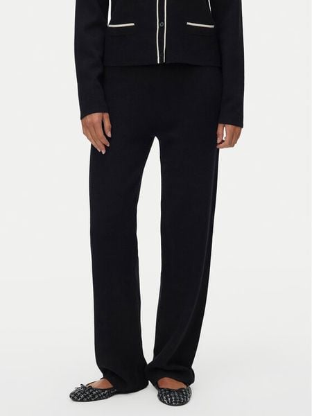 Vero Moda Spodnie dzianinowe Gold 10337637 Czarny Loose Fit. Czarne spodnie materiałowe damskie Vero Moda, bez wzorów, z dzianiny. Za 219.99 zł.