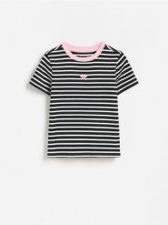 Prążkowany t-shirt z haftem - czarny. Czarne koszulki dziewczęce Reserved, bez wzorów, z bawełny, bez ramiączek. Za 32.99 zł.