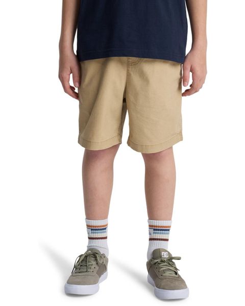 Spodenki z elastyczną talią dla Chłopcy TAXER YOUTH 15". Brązowe szorty męskie Quiksilver, z bawełny, bez kołnierzyka. Za 154.75 zł.