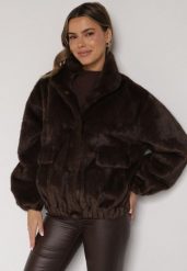 Brązowa Kurtka Futerko o Kroju Bomberki z Kieszeniami Tiwedara. Brązowe kurtki damskie Born2be, l, bez wzorów, z dzianiny, bez kaptura. Za 219.99 zł.