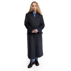Damski wełniany płaszcz Siroko Glencoe-W Black. Czarne płaszcze damskie SIROKO, bez wzorów, z wełny, klasyczne. Za 550.00 zł.