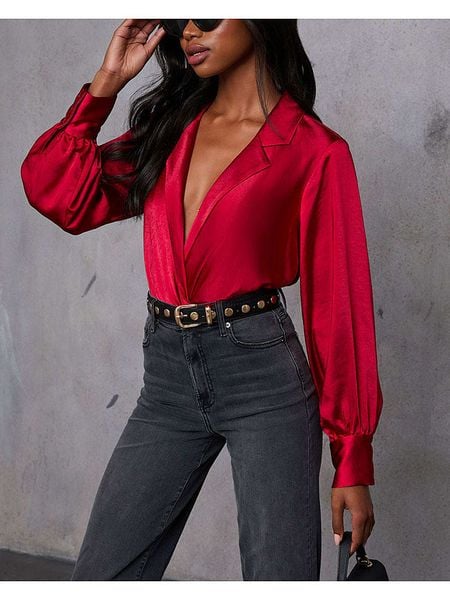 Milan Kiss Bluzka w kolorze czerwonym rozmiar: L. Czerwone bluzki damskie Milan Kiss, l, bez wzorów, bez kołnierzyka, bez ramiączek. Za 183.59 zł.