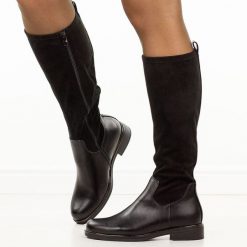Czarne bk kozaki damskie Filippo Dkz7332/25. Czarne kozaki damskie Filippo, z materiału, z okrągłym noskiem, bez obcasa, na obcasie. Za 279.00 zł.