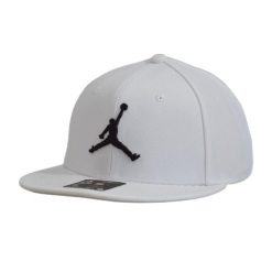 Czapka z daszkiem Air Jordan Jumpman Pro. Czarne czapki męskie Jordan, bez wzorów. Za 165.00 zł.