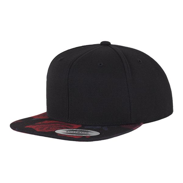 Czapka Z Daszkiem Roses Snapback Cap. Czarne czapki z daszkiem damskie FLEXFIT, bez wzorów. Za 111.99 zł.