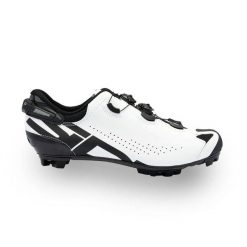 Buty TIGER 2S SRS biało-czarne. Białe buty trekkingowe męskie SIDI, bez zapięcia, rowerowe. W wyprzedaży za 1,634.75 zł.