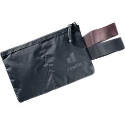 Portfel deuter Security Flip In. Czarne portfele damskie Deuter, bez wzorów, z materiału. Za 66.99 zł.