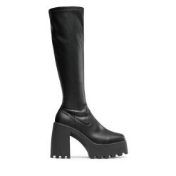 Kozaki Altercore. Czarne kozaki damskie Altercore, bez obcasa, na słupku. Za 399.99 zł.