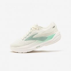 Buty do biegania damskie Brooks Ghost Max. Brązowe obuwie do biegania damskie Brooks. Za 569.99 zł.