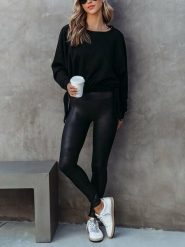 LA Angels Sweter w kolorze czarnym rozmiar: S. Czarne swetry klasyczne damskie LA Angels, s, bez kołnierzyka. Za 135.49 zł.