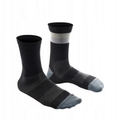 Skarpetki rowerowe Dainese HG AER Socks. Czarne skarpetki damskie Dainese, bez wzorów, z dzianiny. Za 100.00 zł.