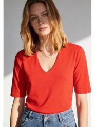 More & More Koszulka w kolorze czerwonym rozmiar: 46. Czerwone bluzki damskie MORE & MORE, bez wzorów, bez kołnierzyka, bez ramiączek. Za 96.37 zł.