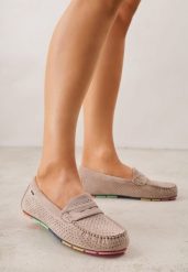 Ciemnobeżowe Ażurowe Mokasyny ze Skórzaną Wkładką Ozdobione Przeszyciami Sylilise. Brązowe mokasyny damskie Born2be, z jeansu. Za 99.99 zł.