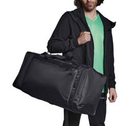 Sportowa Torba Sportowa Jumbo 74 Litry Jeden Rozmiar. Czarne torby męskie na ramię QUADRA, bez wzorów, z materiału, na ramię. Za 262.99 zł.