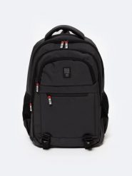 Plecak unisex sportowy czarny Emiliano 907. Czarne plecaki damskie Big Star, bez wzorów, z gumy, eleganckie. W wyprzedaży za 179.99 zł.