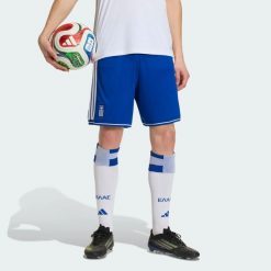 Szorty podstawowe Grecja 26. Niebieskie szorty męskie Adidas, z materiału, bez kołnierzyka. Za 199.00 zł.