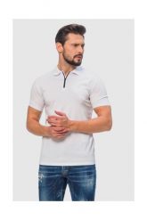 EMPORIO ARMANI Biała koszulka polo na zamek. Białe koszulki polo męskie Emporio Armani, m, z aplikacjami, prążkowane, bez ramiączek. W wyprzedaży za 359.99 zł.