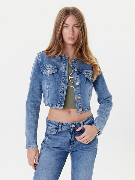 Guess Kurtka jeansowa W5YN53 D5QP2 Niebieski Regular Fit. Niebieskie kurtki damskie Guess, m, z aplikacjami, z bawełny, bez kaptura. Za 319.99 zł.
