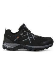 Regatta Buty turystyczne "Samaris III" w kolorze czarnym rozmiar: 46. Czarne buty trekkingowe męskie Regatta, z materiału, bez zapięcia, outdoorowe. Za 223.99 zł.