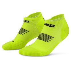 Damskie skarpety kompresyjne do biegania stopki sportowe Core Run. Zielone skarpetki damskie CEP, bez wzorów, z elastanu. Za 74.00 zł.