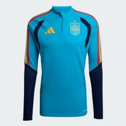Koszulka treningowa Hiszpania 26 Tiro. Niebieskie t-shirty sportowe męskie Adidas, xl, z dresówki, bez ramiączek, na fitness i siłownię. Za 329.00 zł.