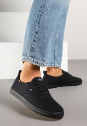 Czarne Tenisówki Vices w Klasycznym Stylu Gallriva. Czarne trampki i tenisówki damskie Born2be, bez wzorów. Za 44.99 zł.