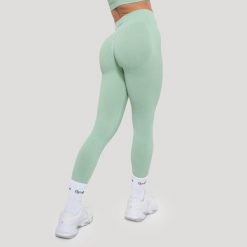 Legginsy damskie fitness bezszwowe Luma. Zielone legginsy damskie GYMBEAM, m, bez wzorów, z elastanu, z podwyższonym stanem, na fitness i siłownię. Za 110.90 zł.
