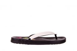 Japonki KISS 026 BLACK NEON, Czarny/ Biały, Guma - 35-36. Czarne klapki damskie Azaleia, bez wzorów, z gumy, bez obcasa. W wyprzedaży za 17.10 zł.