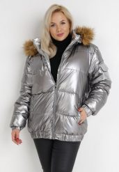 Srebrna Kurtka Barbedeia. Szare kurtki damskie Born2be, xl, z aplikacjami, bez kaptura. Za 169.99 zł.