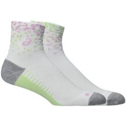 Skarpetki sportowe dla dorosłych Performance Run Quarter Sock. Białe skarpetki damskie Asics, bez wzorów, z materiału. Za 79.99 zł.