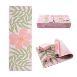 Zestaw do jogi myga Blossom Yoga Set: mata, klocek, pasek. Czerwone paski damskie Myga, bez wzorów, sportowe. Za 199.99 zł.