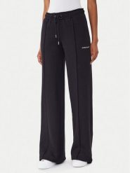 Guess Jeans Spodnie dresowe W5BB04 KC811 Czarny Wide Leg. Czarne jeansy damskie Guess Jeans. Za 249.99 zł.