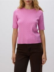 Sweter z ozdobnym splotem - fioletowy. Fioletowe swetry klasyczne damskie Reserved, l, z dzianiny, bez kołnierzyka. W wyprzedaży za 49.99 zł.